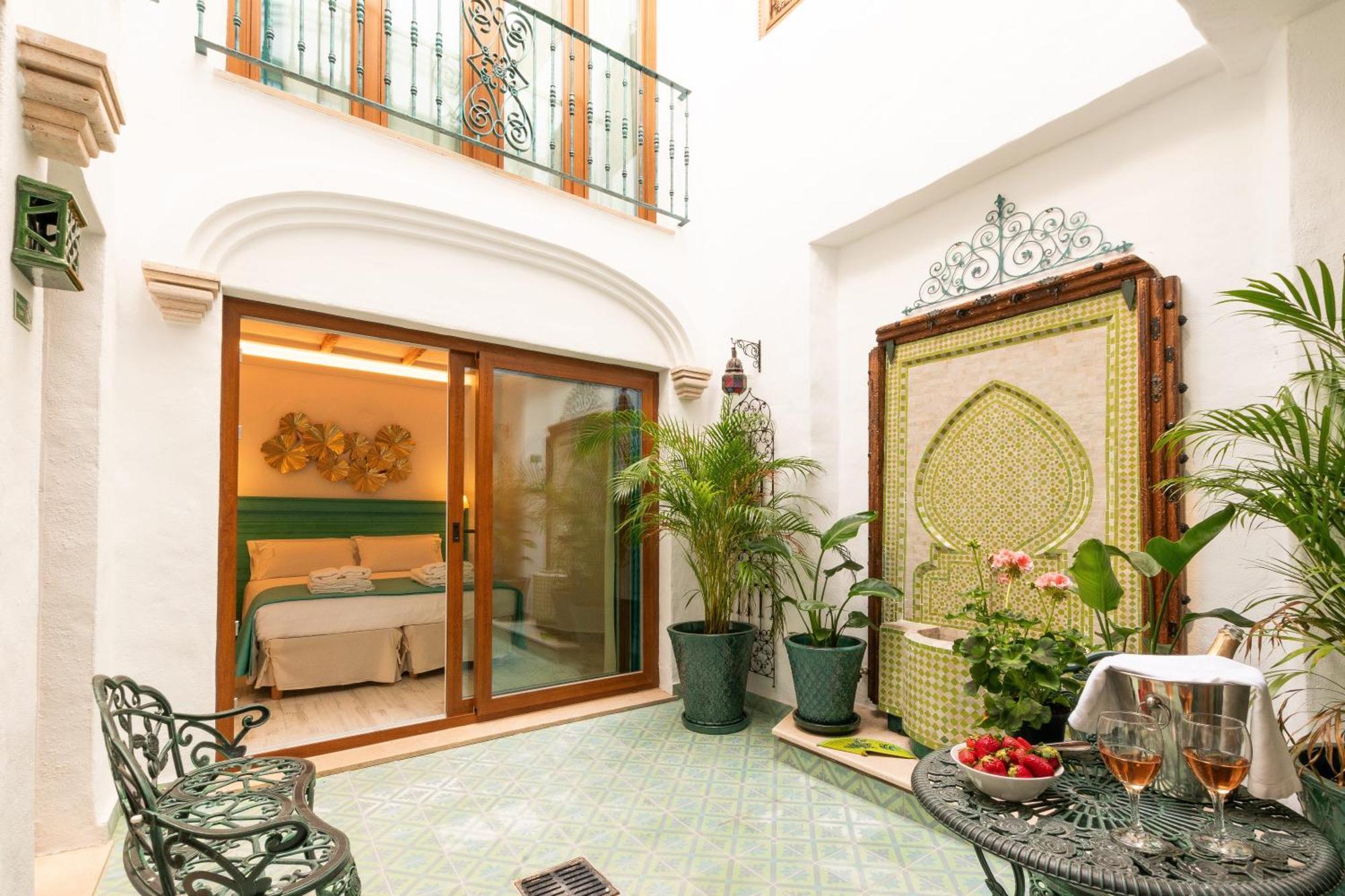 Casa Esmeralda - Luxury Boutique Apartments Old Town Estepona Exterior foto