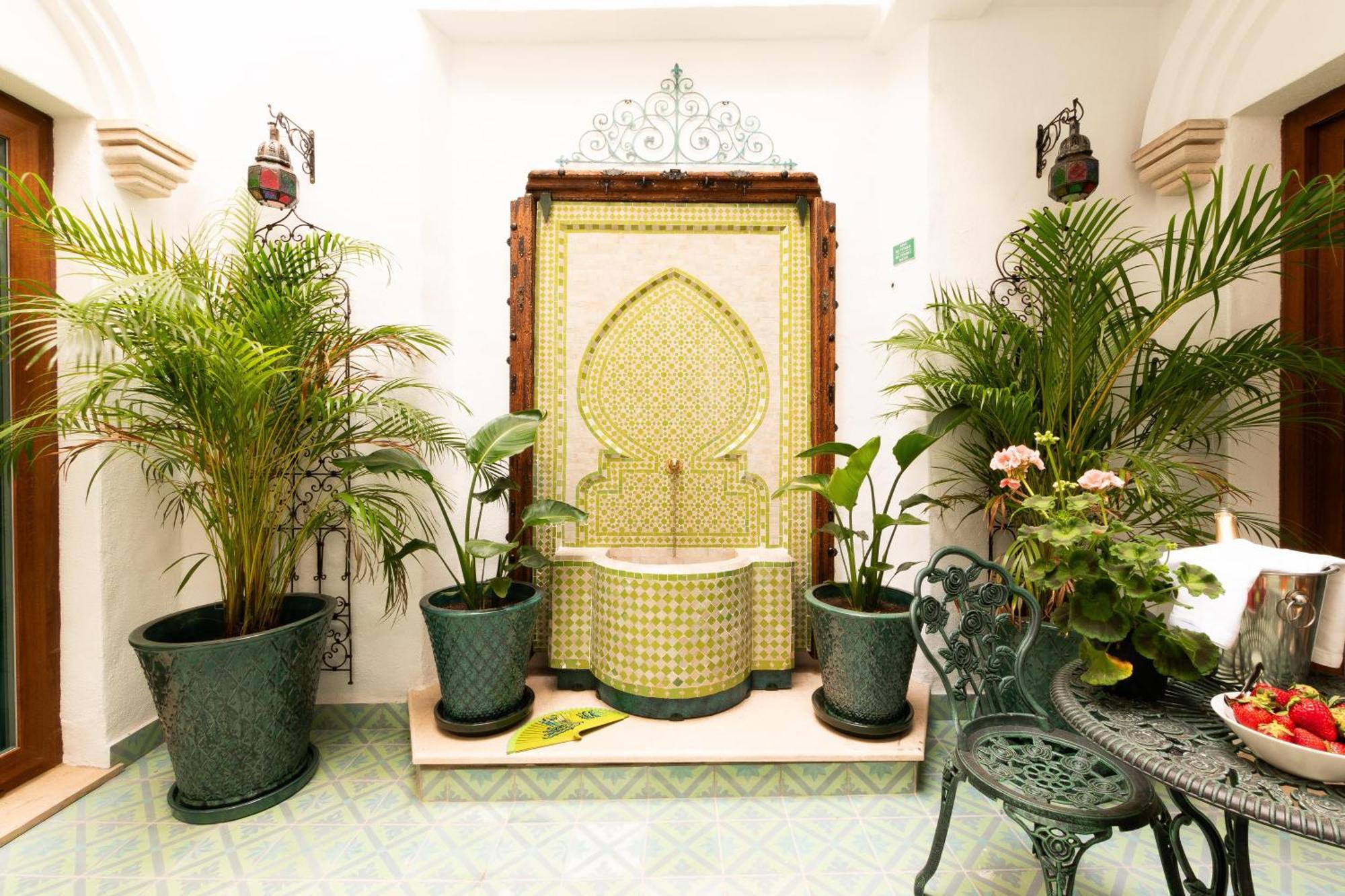 Casa Esmeralda - Luxury Boutique Apartments Old Town Estepona Exterior foto